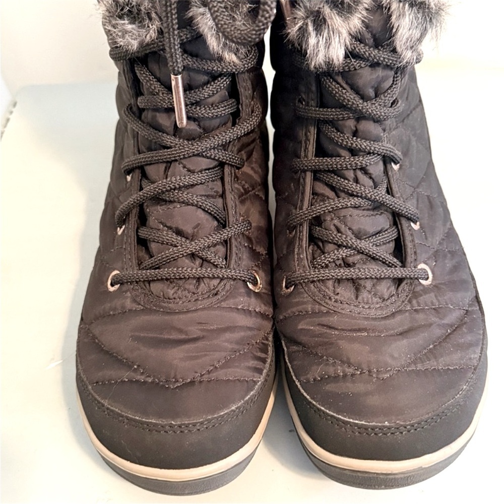 NWOT Columbia Sportswear Women's Heavenly
Omni-Heat Lace Up Black Winter Boots 8 - Picture 7 of 10